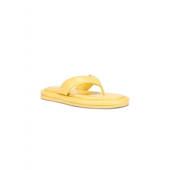 NEW GIA BORGHINI women's gia 5 leather thong sandal in butter yellow - Picture 2 of 5
